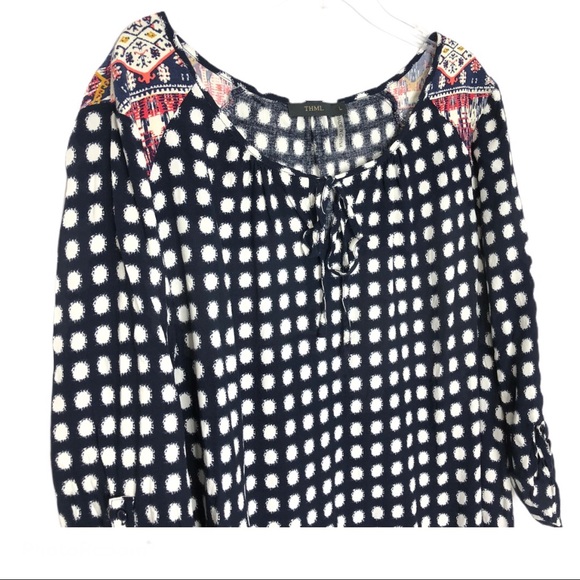 THML print top with multicolored Aztec shoulders size Large - Picture 3 of 8